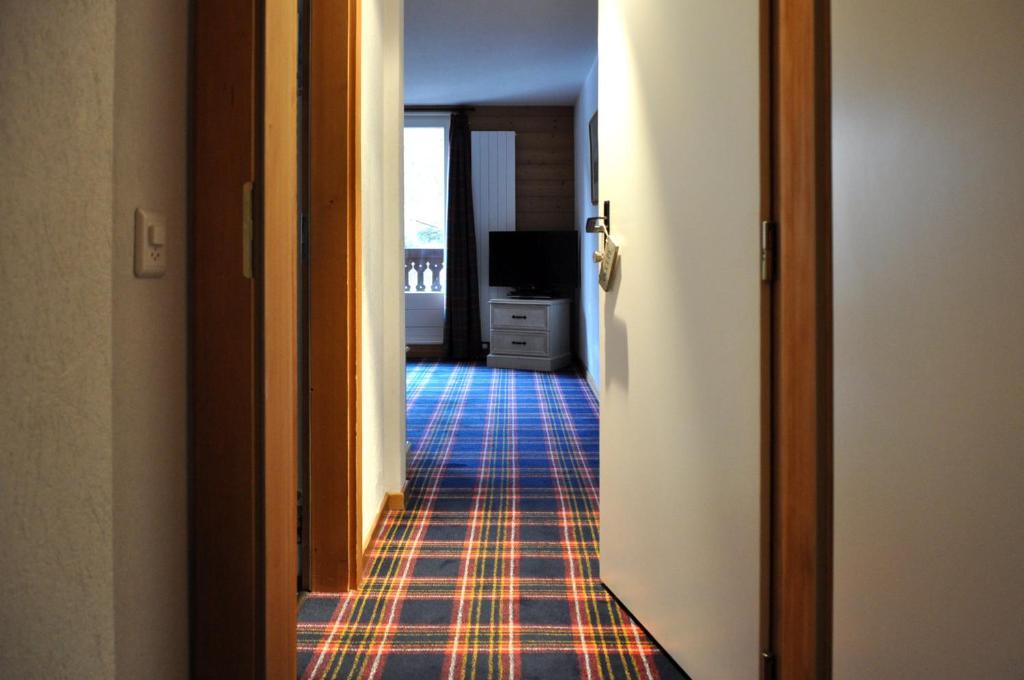 Hotel De La Paix Champéry Pokoj fotografie