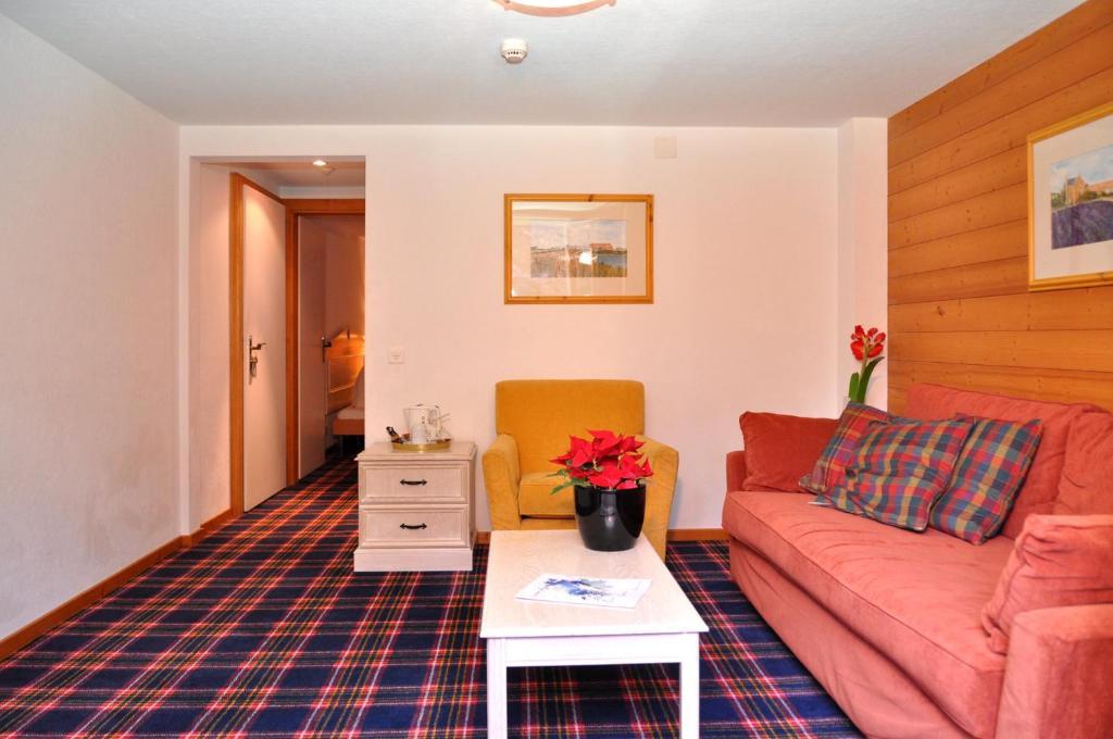 Hotel De La Paix Champéry Pokoj fotografie