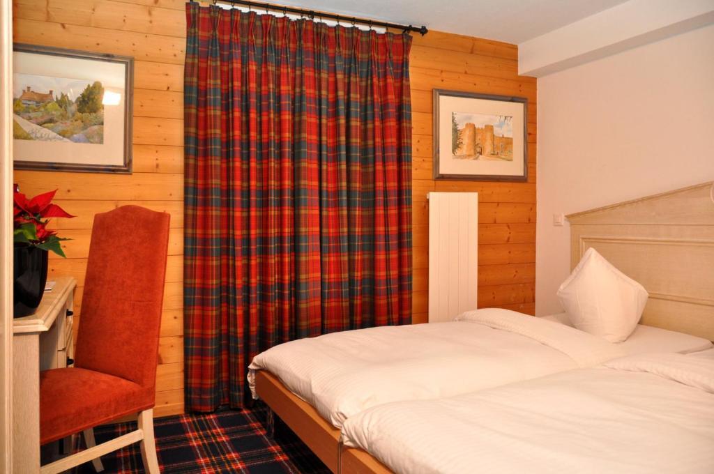 Hotel De La Paix Champéry Pokoj fotografie