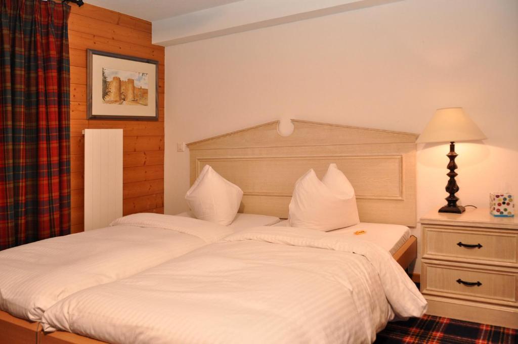 Hotel De La Paix Champéry Pokoj fotografie