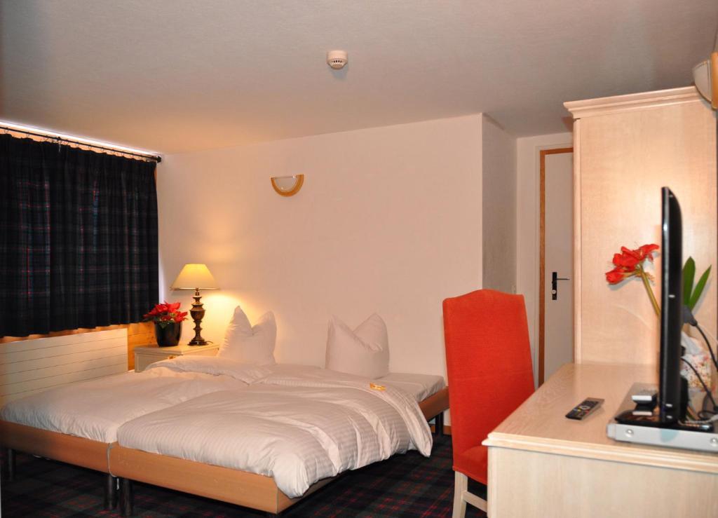 Hotel De La Paix Champéry Pokoj fotografie