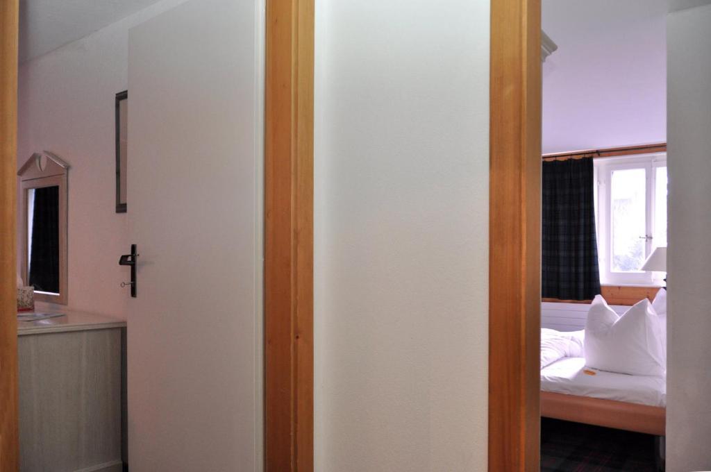 Hotel De La Paix Champéry Pokoj fotografie