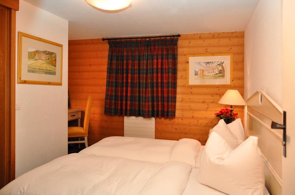 Hotel De La Paix Champéry Pokoj fotografie